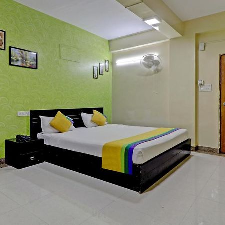 Itsy By Treebo - Palm Emirates Hotel Бангалор Екстериор снимка