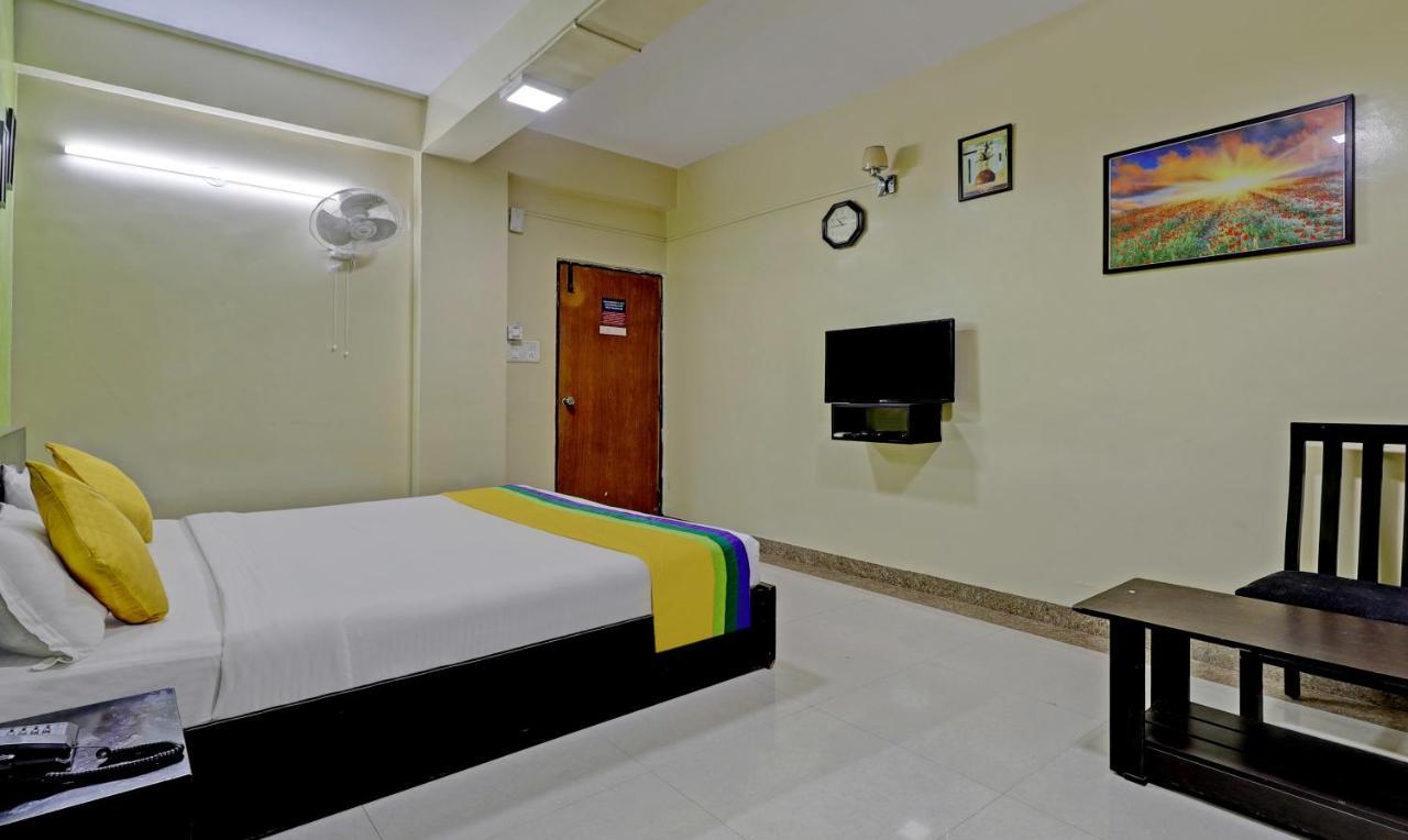 Itsy By Treebo - Palm Emirates Hotel Бангалор Екстериор снимка